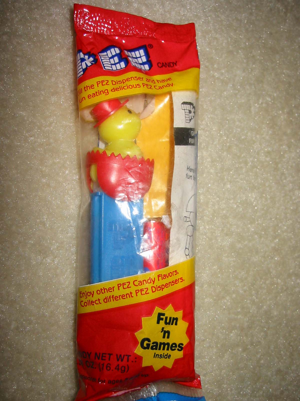 Easter Chick'n'Egg Pez Second Version Red (MIP)