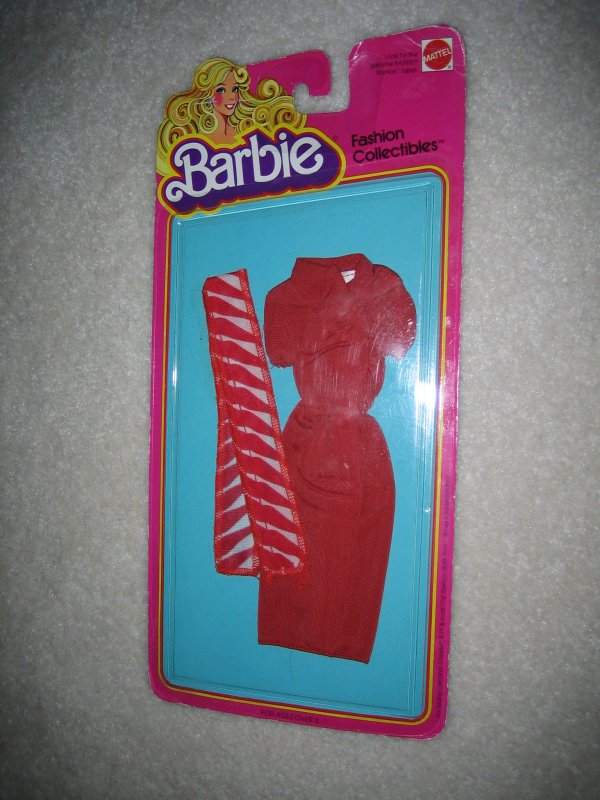 Barbie Doll Red Dress - Click Image to Close