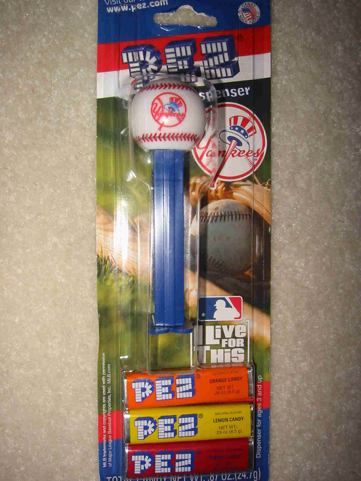Pez Baseball - New York Yankees (MOC) - Click Image to Close