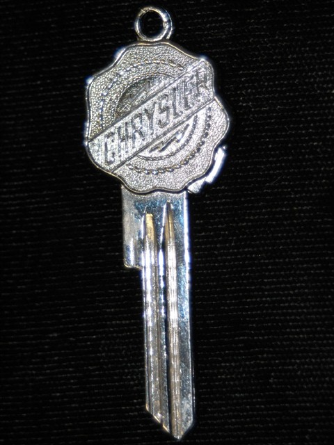 Chrysler Vintage Emblem Key - 1949 an On - Click Image to Close