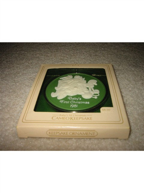 Hallmark Ornament -- 1981 Cameo Babys first Christmas