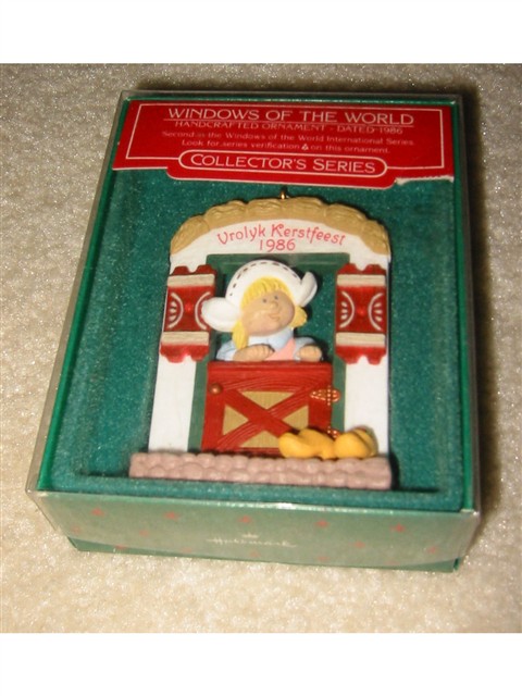 Hallmark Ornament - 1986 Windows of the World -- Holland window