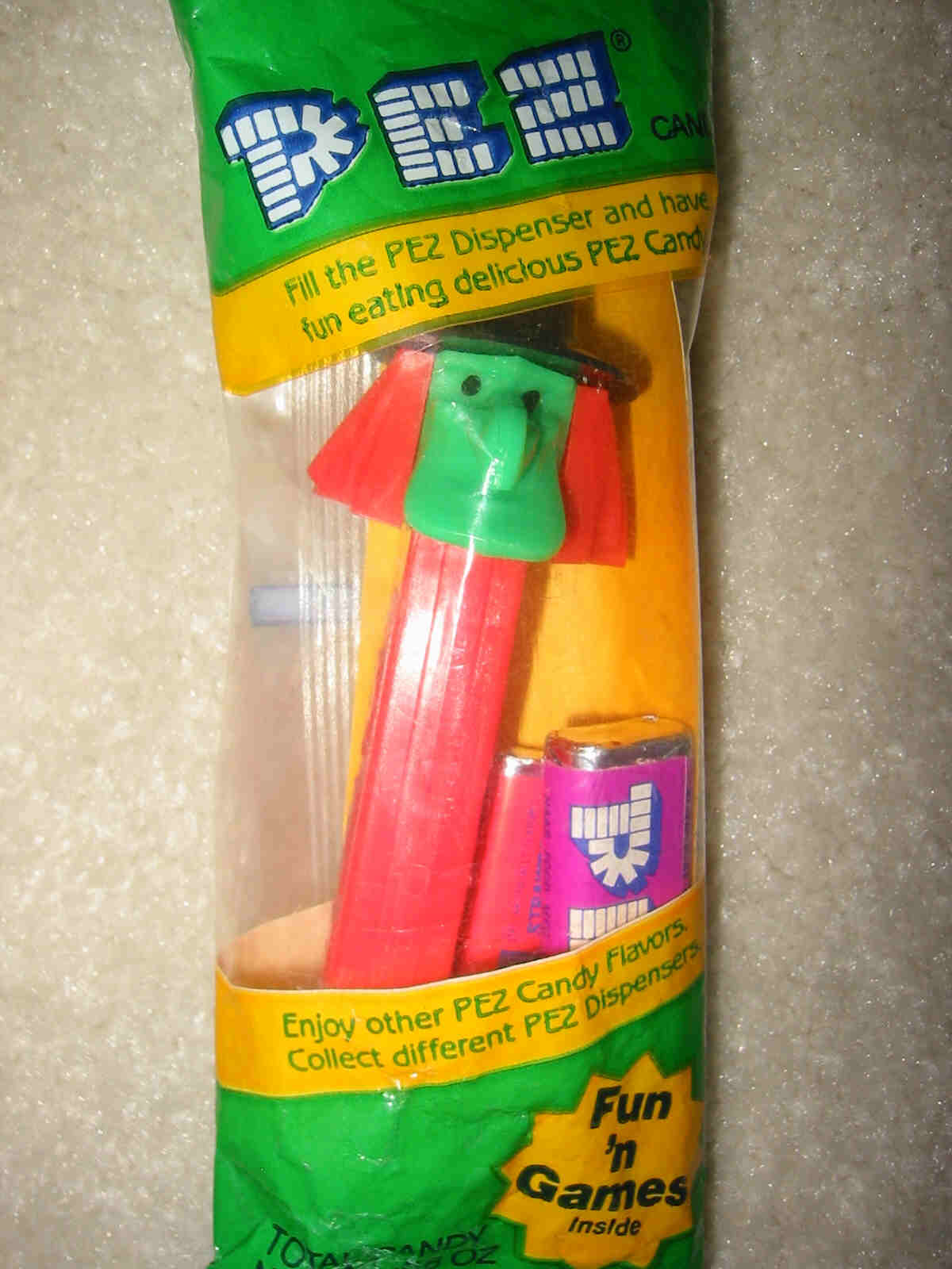 Halloween Witch C Pez (MIP)