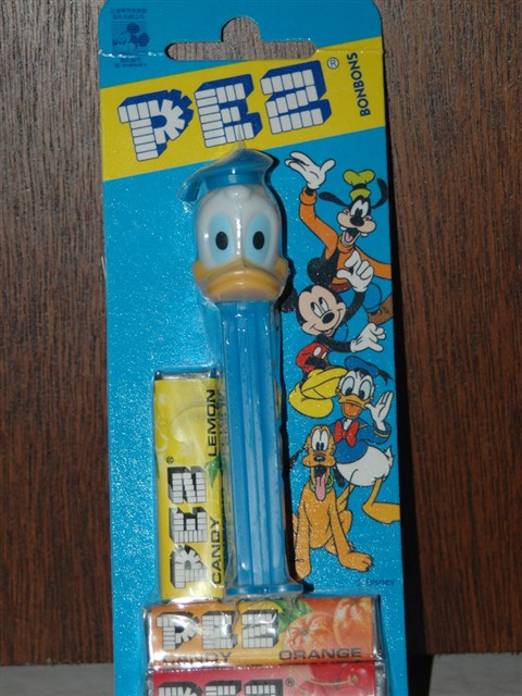 Disney - Donald Duck Pez with Closed Beak (MOEC) - Click Image to Close