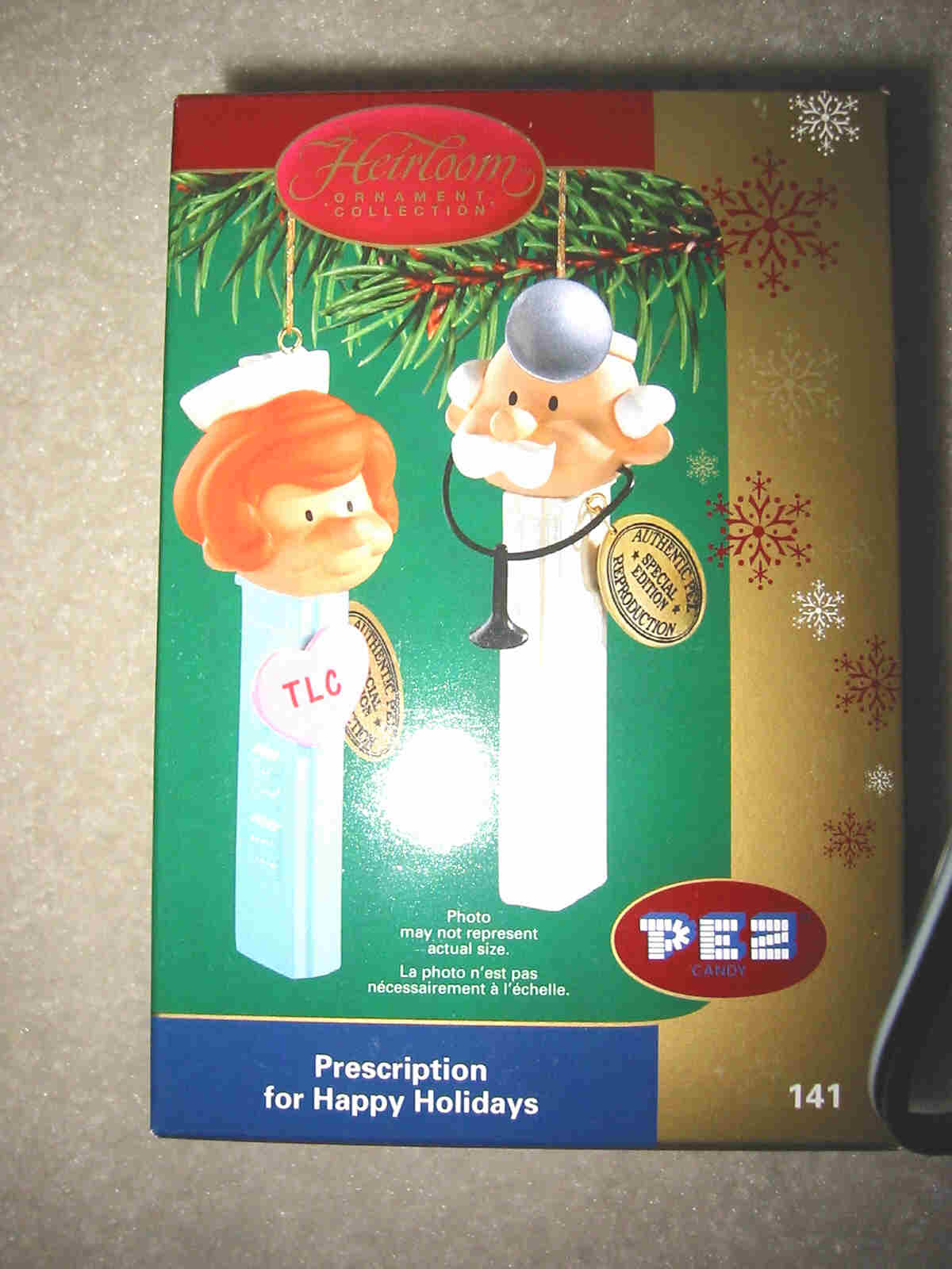 Pez Doctor and Nurse Ornament Set - Click Image to Close