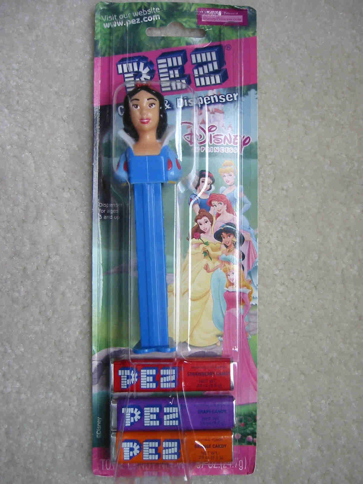 Disney Princesses Pez - Snow White (MOC) - Click Image to Close