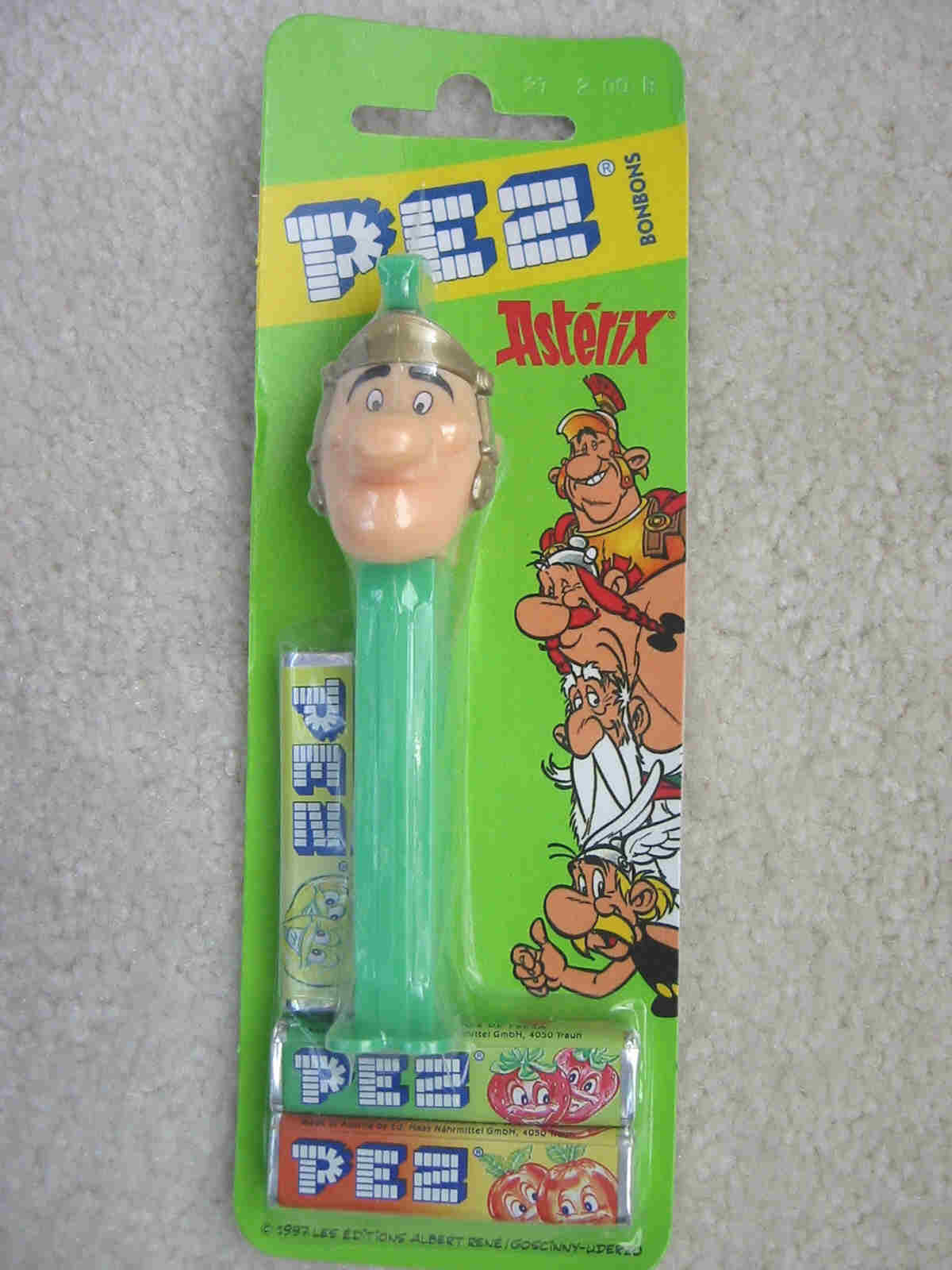 Asterix Series, Roman Soldier Pez (MOEC) - Click Image to Close