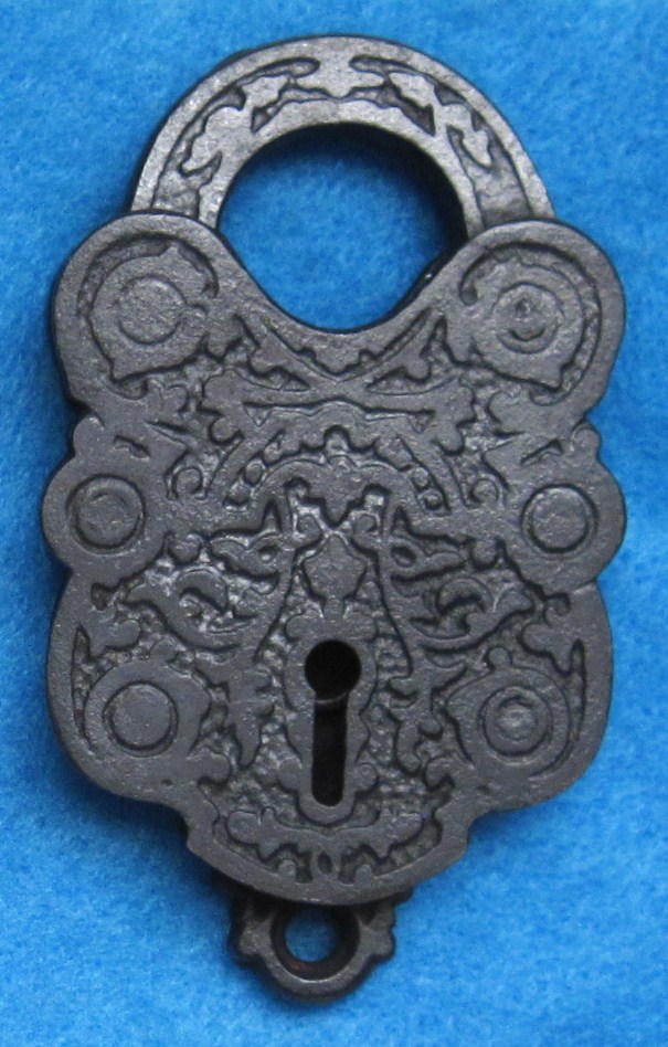 Scroll Story Lock - Iron