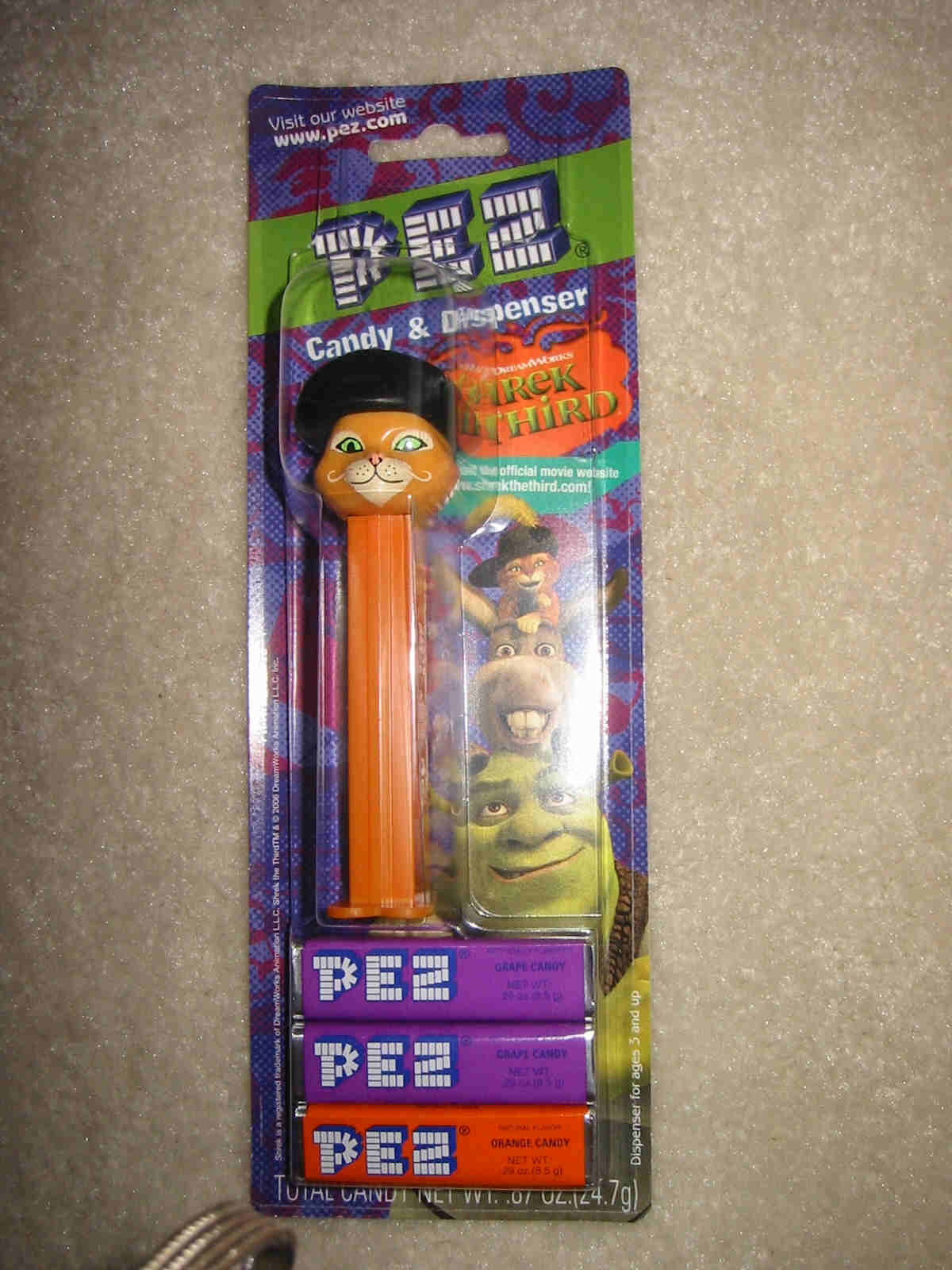 Shrek 2 Pez - Puss-N-Boots (MIB) - Click Image to Close