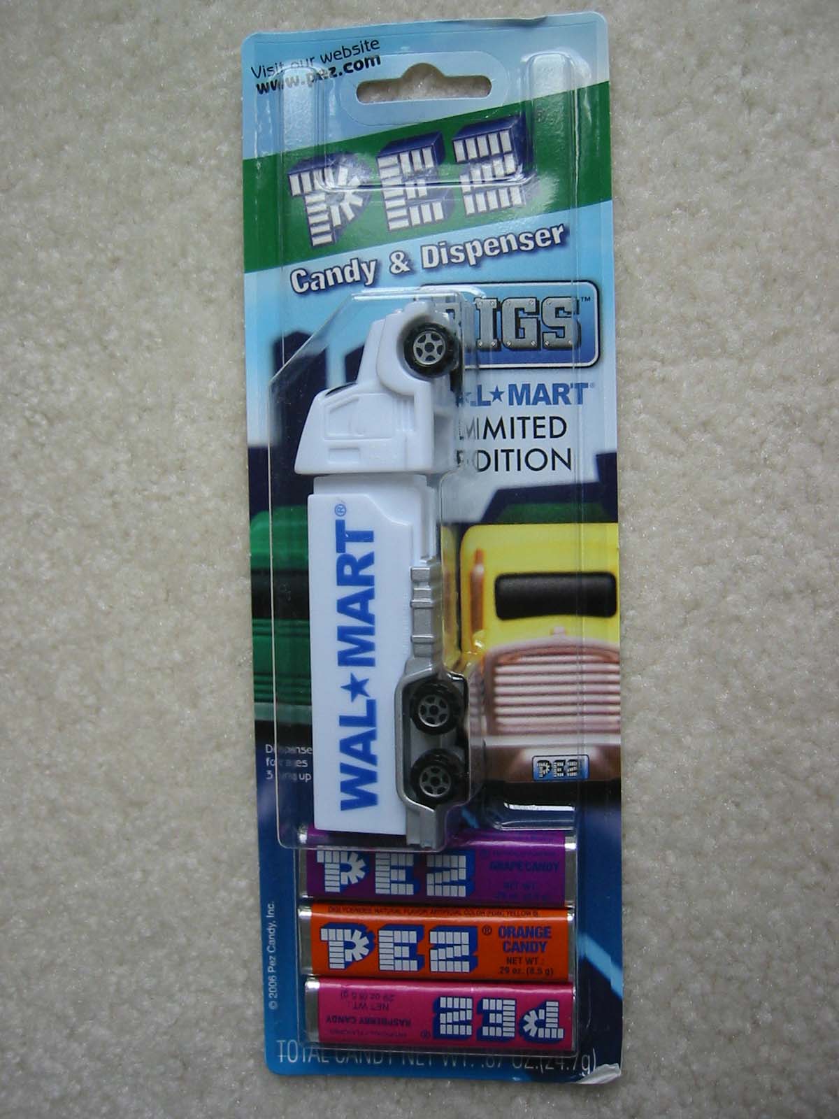 Walmart Big Rig Aero Max Pez - Click Image to Close