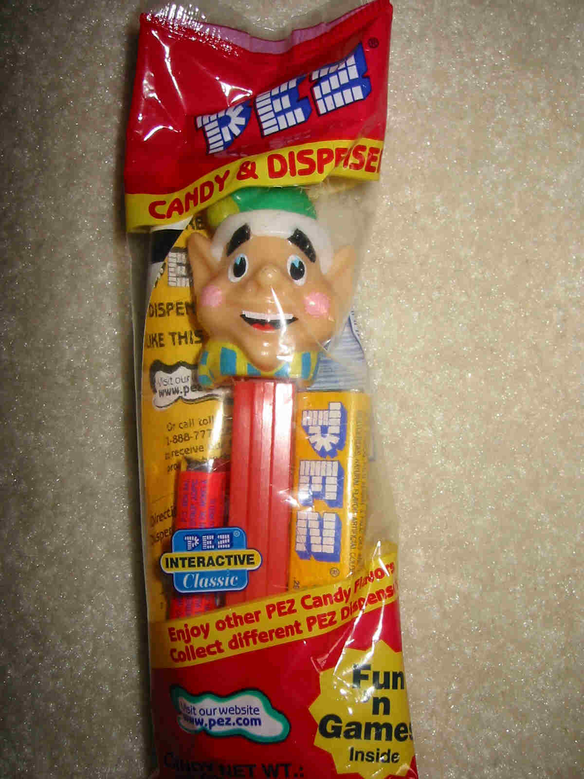 Xmas Elf Pez (MIB)