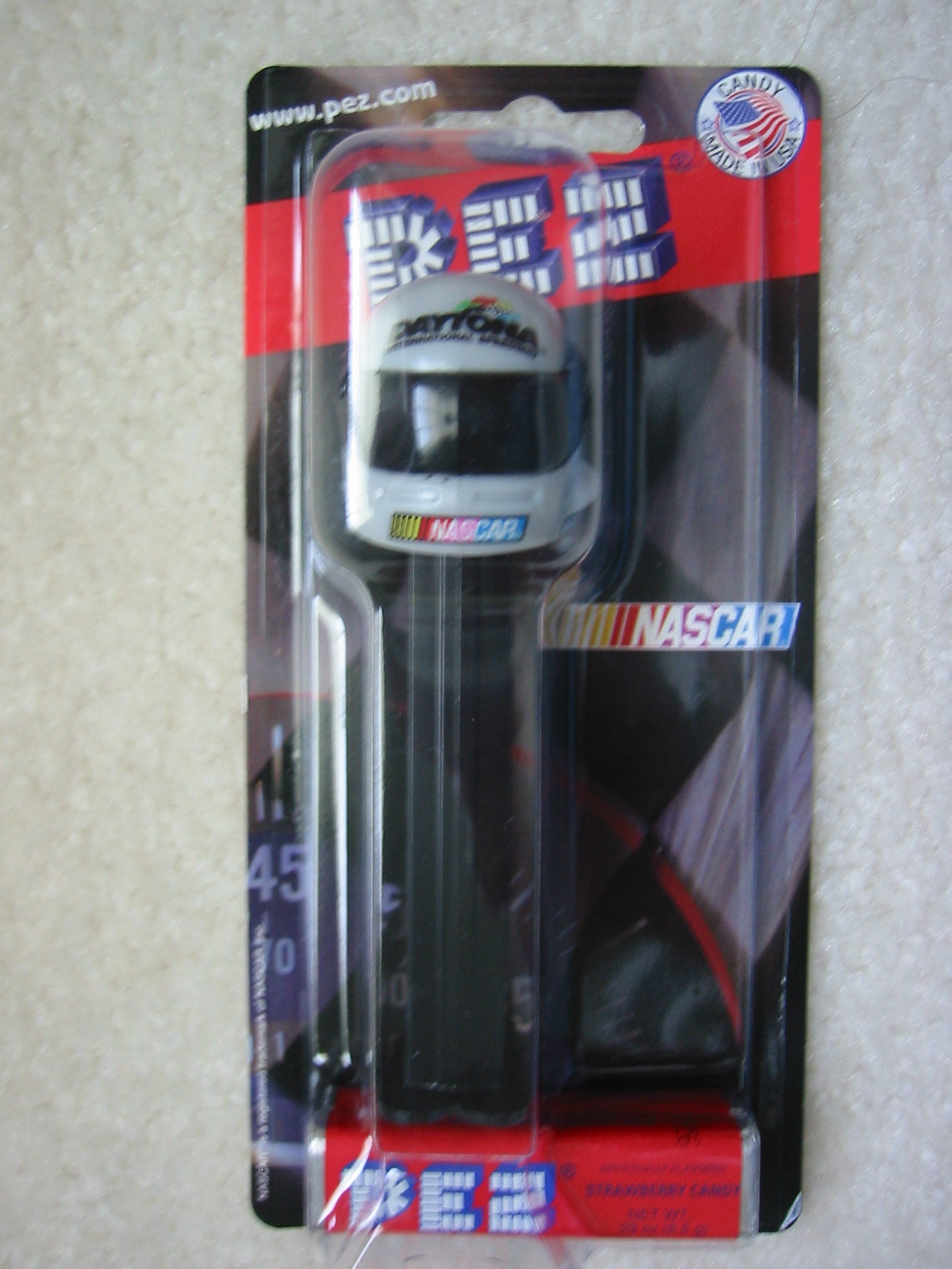 NASCAR Pez - Daytona Helmet 2009 - Click Image to Close