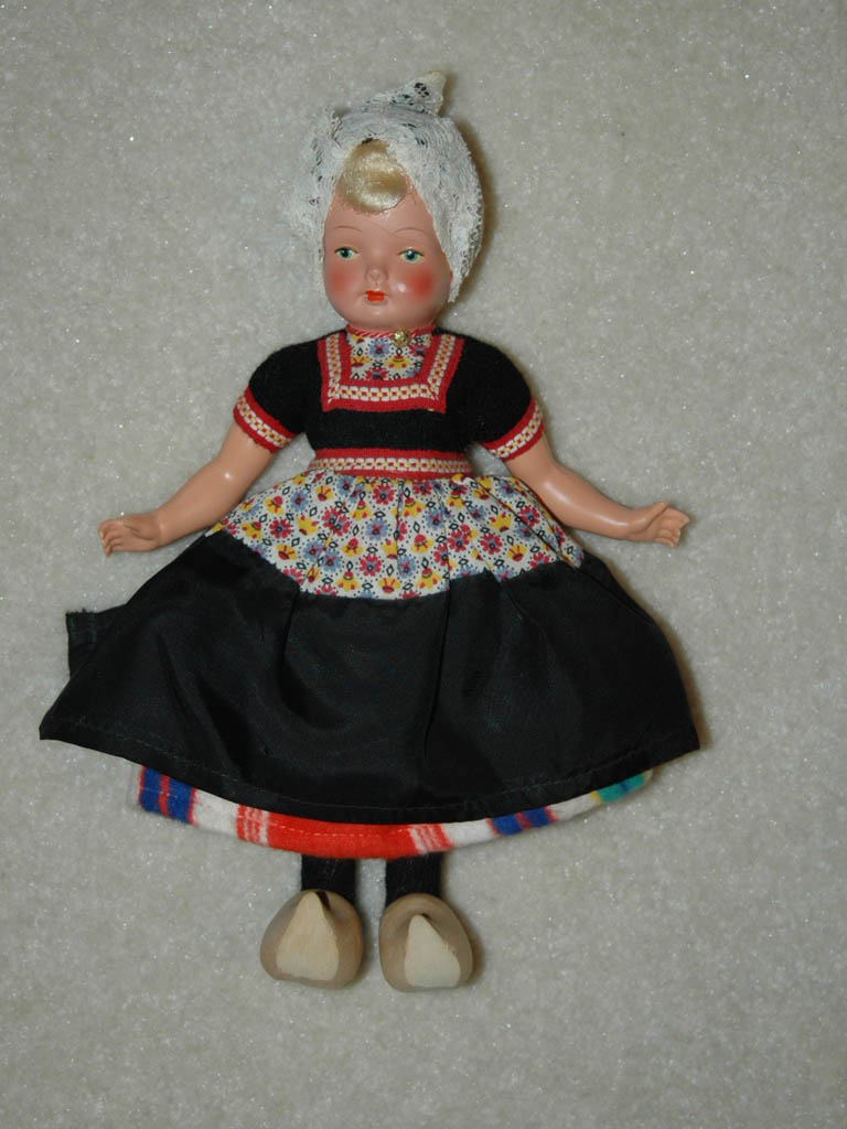 Dutch Folkdress Doll