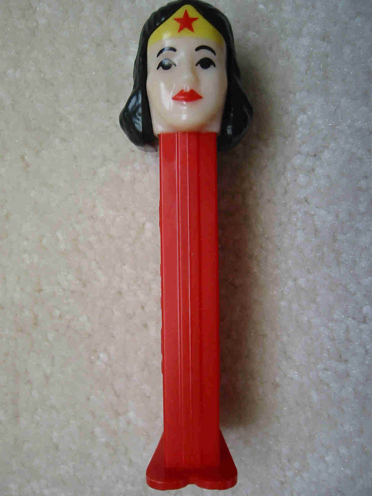 Wonder Woman Pez Loose - Click Image to Close